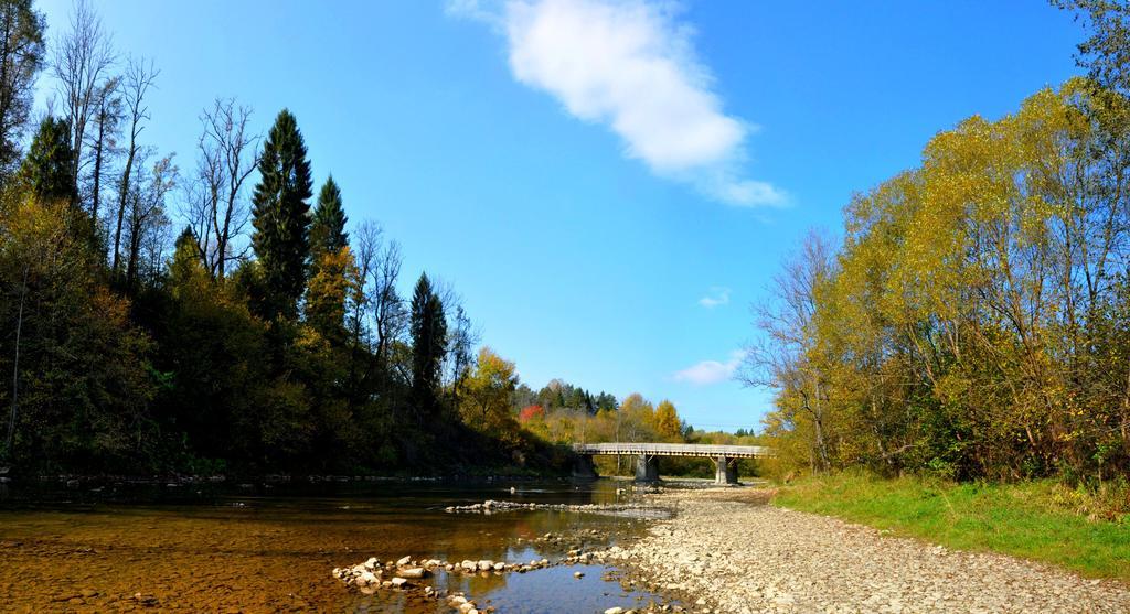 Chatka Pod Trohancem Lutowiska Exterior foto